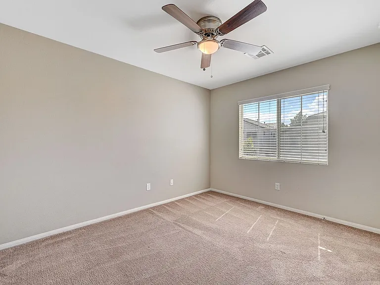 10420 September Flower St — Photo 31