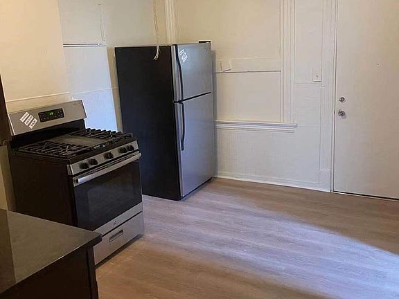 5th image of 4318 W Van Buren St