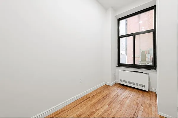 Rented by Douglas Elliman | media 22