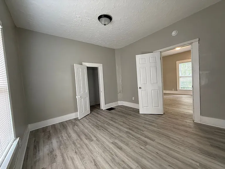 1203 S Shipley St — Photo 5