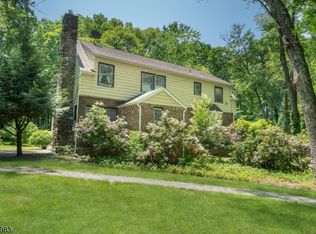 146 Pollard Rd, Mountain Lakes, NJ 07046