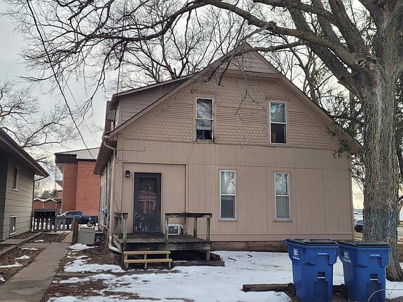 3rd image of 130 W Kirwin Ave