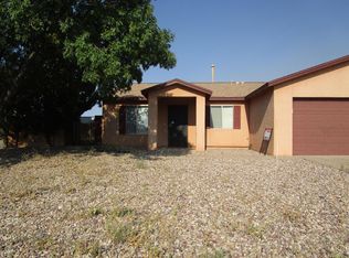 121 Arrowhead Dr, Huachuca City, AZ 85616