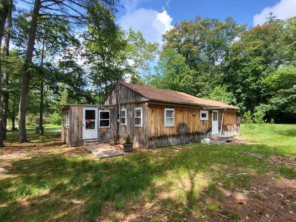 157 Indian Lake Drive, Lebanon, ME 04027