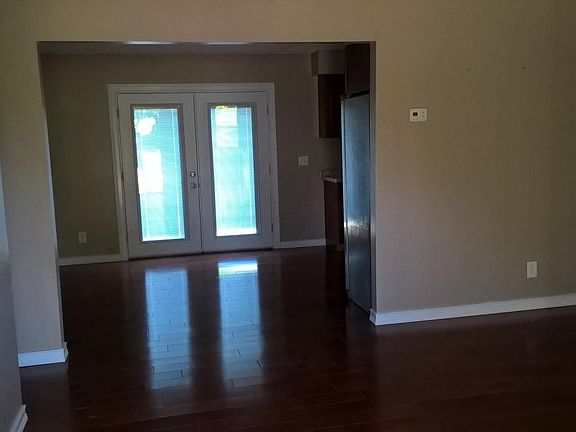 2nd image of 8039 Shelby St
