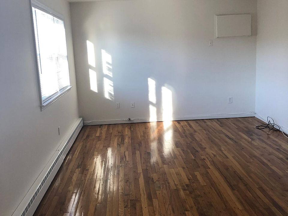 1st image of 72 Burhans Ave #2