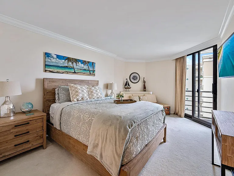 176 Helios Dr #606 — Photo 38