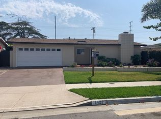 8422 Arnett Dr, Huntington Beach, CA 92647