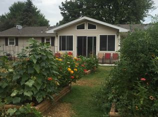 2930 W Scott St, Springfield, MO 65802