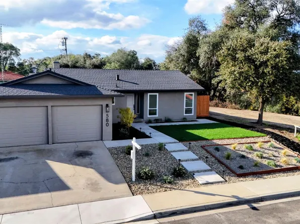 580 N Oak Ave, Oakdale, CA 95361