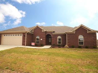 165 Crystal Lake Rd, Austin, AR 72007