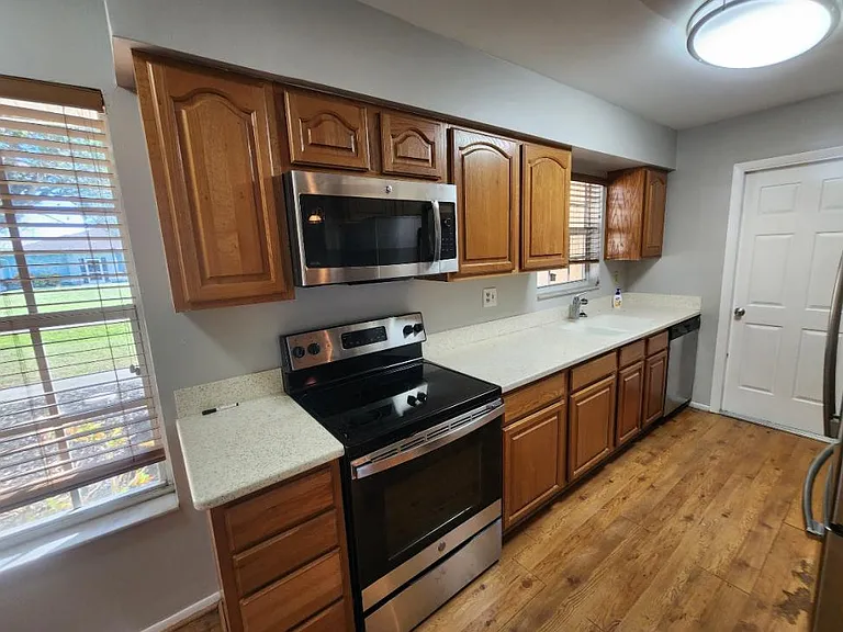 27048 Omni Ln — Photo 17
