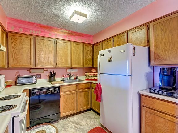 Bright Kitchen