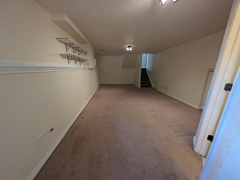 1175 E Dry Creek Pl — Photo 22