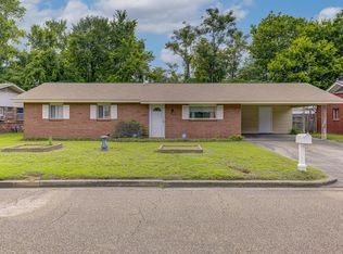 108 Alfred Dr, Vicksburg, MS 39180