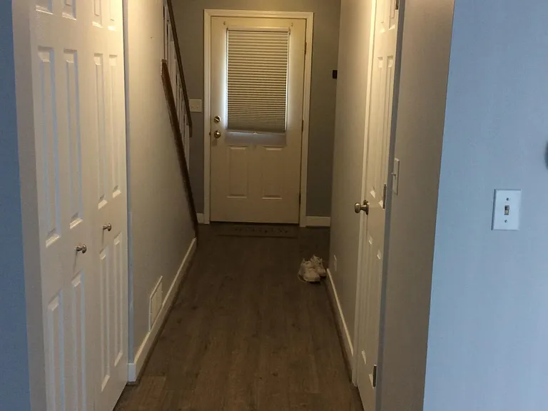1334 Gloucester Cir — Photo 2