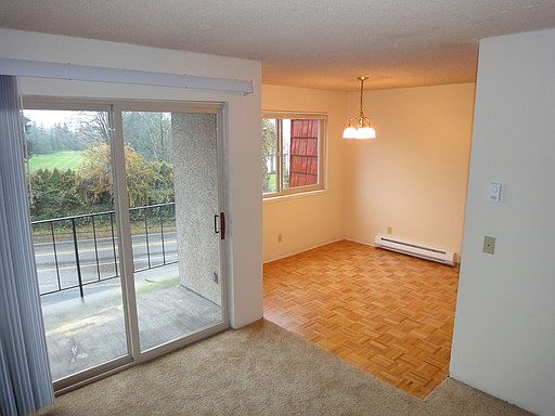 2nd image of 1807 S 118th St APT 210