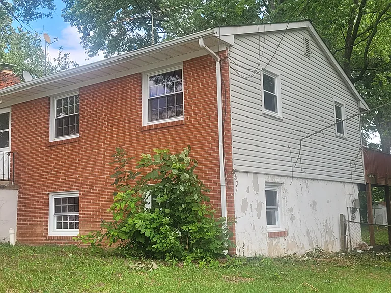 4419 Kentmore Dr — Photo 67