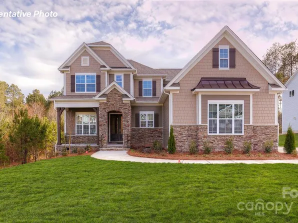 6142 Sylvan Dr, Denver, NC 28037