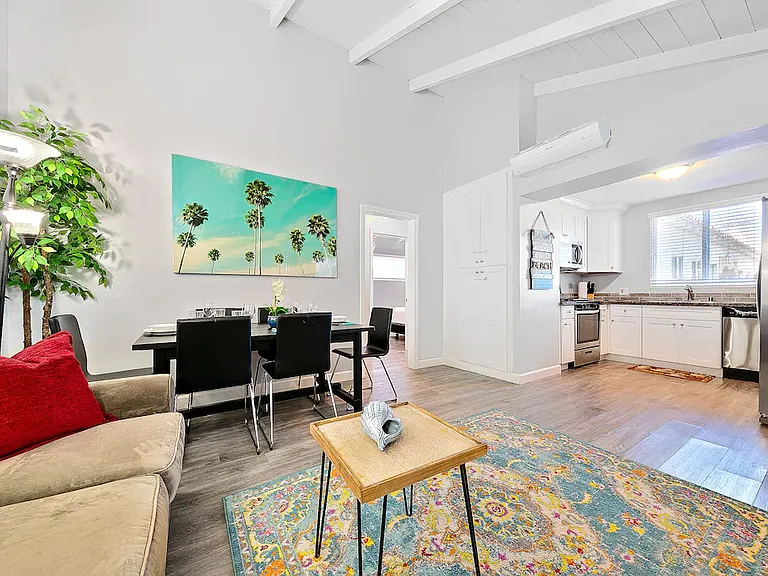 1320 W Balboa Blvd #B — Photo 8
