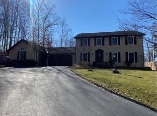 6863 Kirk Rd, Canfield, OH 44406