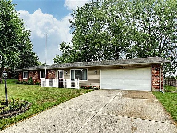 2nd image of 2406 Brown Bark Dr