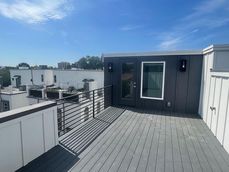 1st image of 4136 Herschel Ave #101