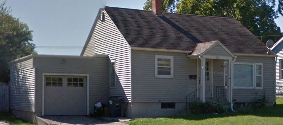 2nd image of 606 Division St