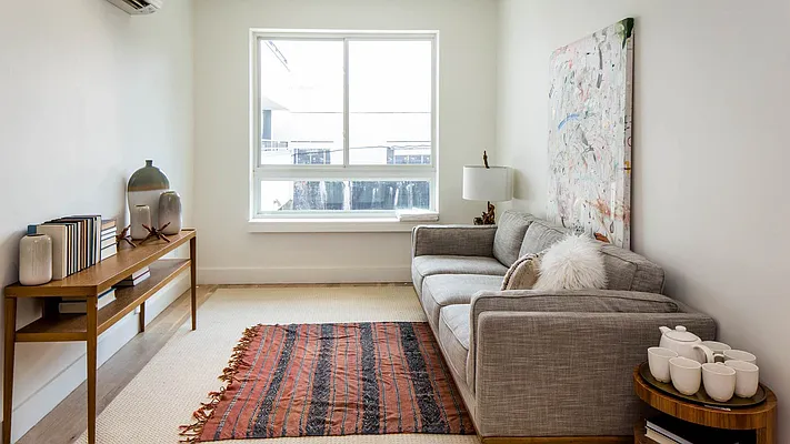 Rented by Nooklyn NYC LLC | media 56