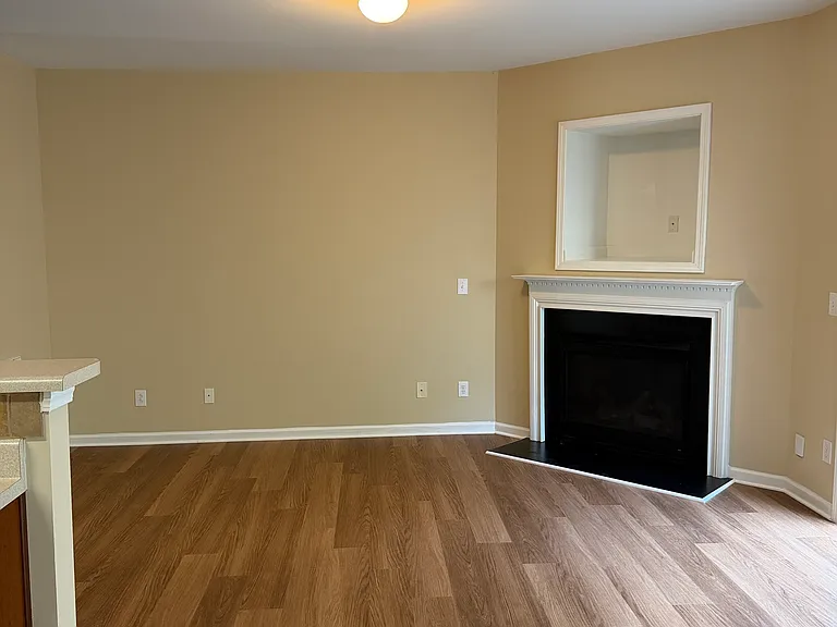 624 Baucom Grove Ct — Photo 6
