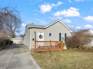 26739 Brettonwoods St, Madison Heights, MI 48071