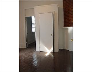 4th image of 2351 Annunciation St