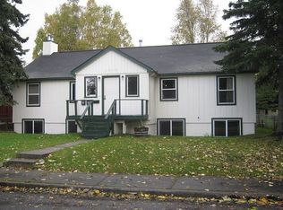 1513 Kinnikinnick St, Anchorage, AK 99508