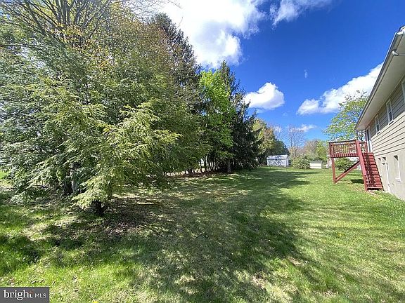 3rd image of 500 W Arch St