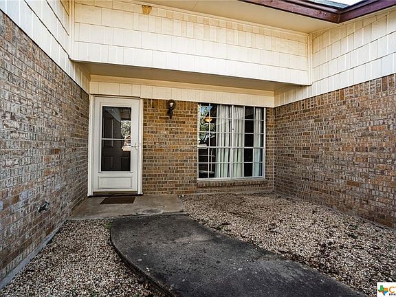 3rd image of 165 Smith Dr