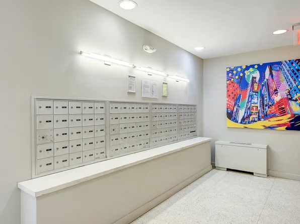 107-40 Queens Boulevard image 22 of 27