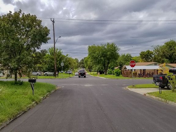 5th image of 4730 Chedder Dr