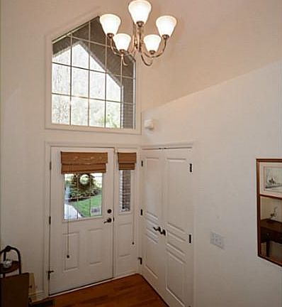 2nd image of 508 Farndale Vlg