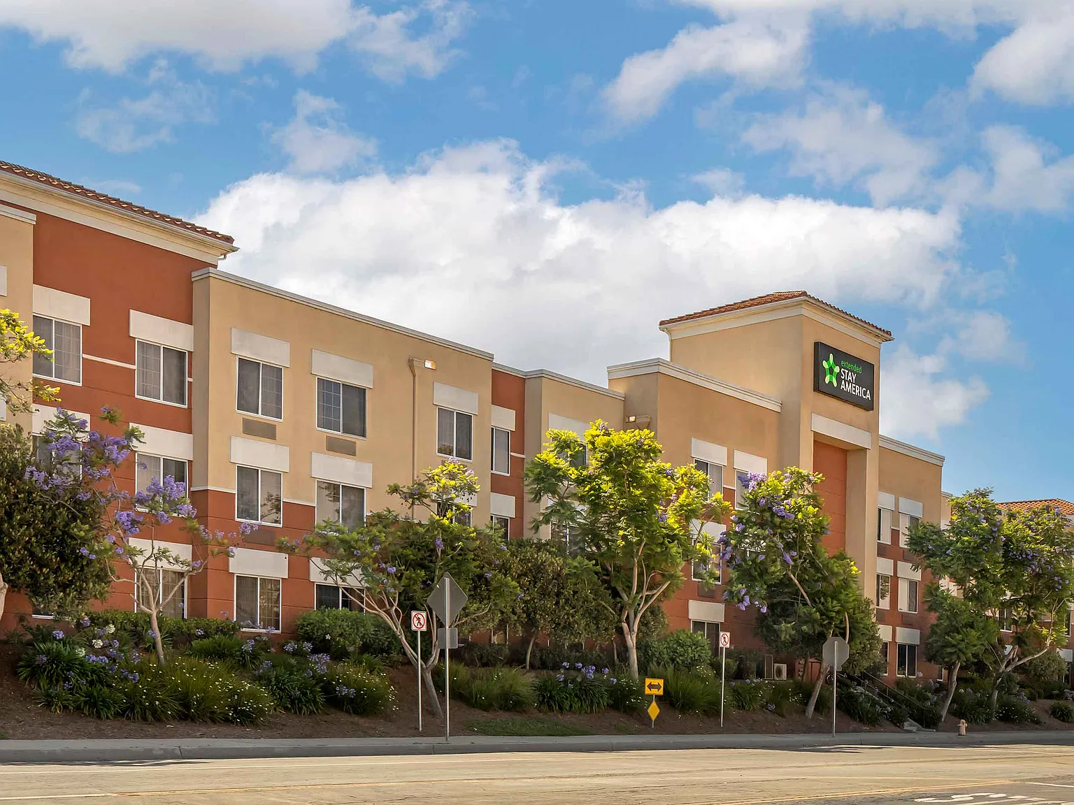 Los Angeles - Torrance - Del Amo Circle — Photo 2