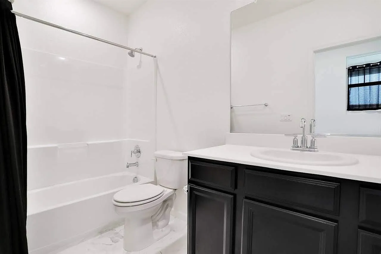 2831 Reyva Dhillon Ln photo 1