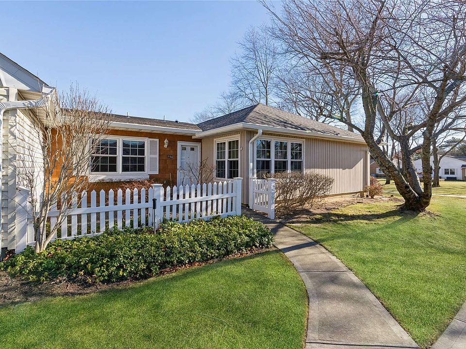 1st image of 158 Revere Dr #158