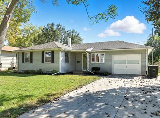 6115 Oak St, Omaha, NE 68106