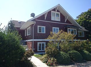 9625 50th Ave SW, Seattle, WA 98136