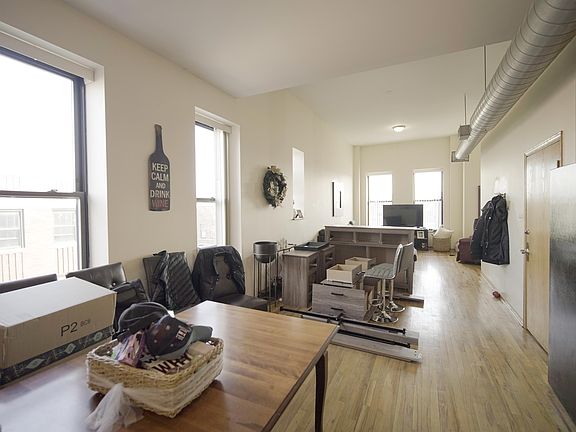 2nd image of 1630 N Damen Ave #3N
