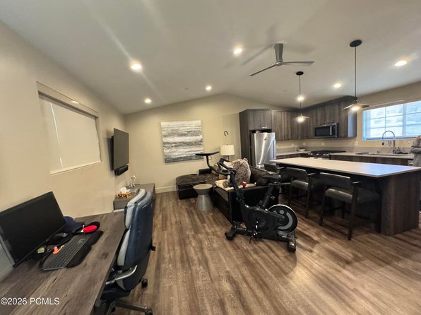 1200 W Lori Ln Unit C15