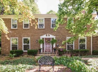 4410 Dawngate Ct, Rolling Meadows, IL