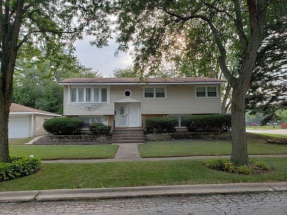 2nd image of 21804 Olivia Ave
