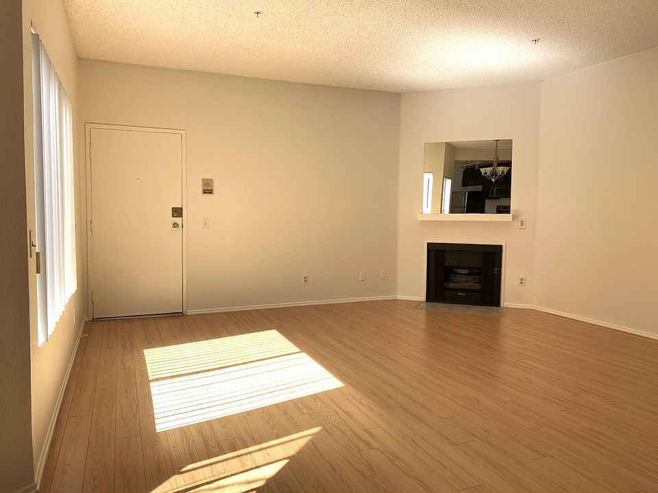 1st image of 3742 Jasmine Ave APT 204