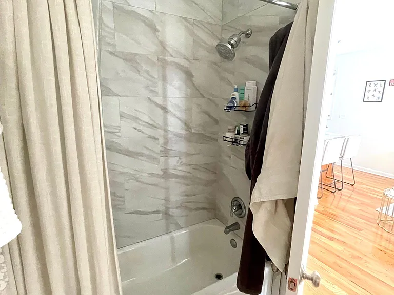 3051 N Racine Ave #2R — Photo 12