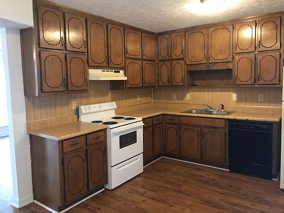 2 Kitchen_11142018